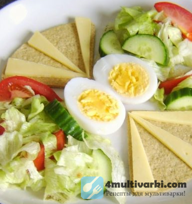 Салат с яйцом и сыром
